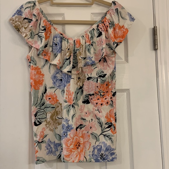 NWT LOFT Floral Ruffle Sleeveless Blouse - Picture 2 of 4